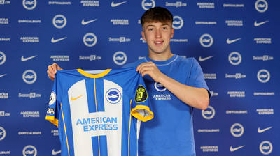 布莱顿与20岁中场多面手欣谢尔伍德续约至2028