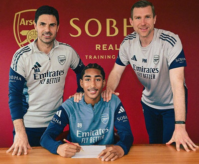 阿森纳官方宣布与16岁天才中卫马利·萨尔蒙签署预合同协议