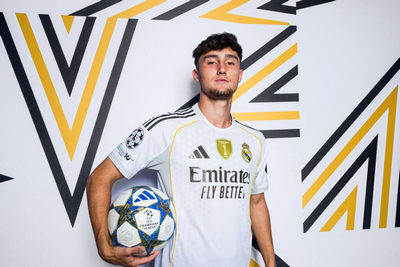 勒沃库森、葡体、阿贾克斯、科莫四队疯抢皇马19岁边卫福尔特亚